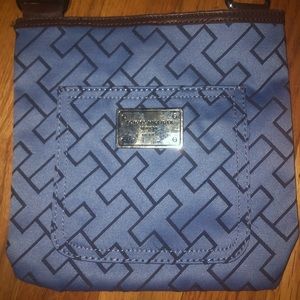Tommy Hilfiger crossbody purse